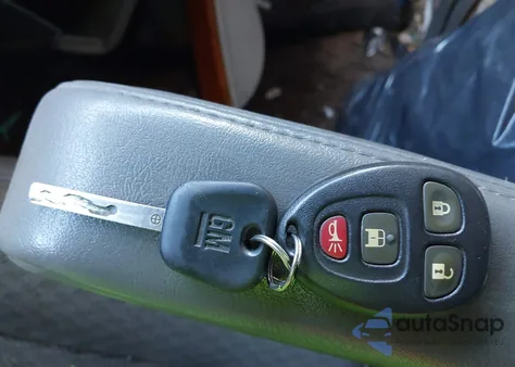 2017 Chevrolet Express 2500 Work Van z USA, uszkodzony, nr VIN 1GCWGAFF8H1110274